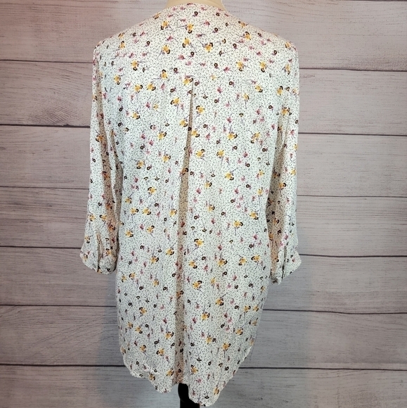 JANE And Delancy Floral Faux Wrap Blouse Multi Colored Size Medium - Picture 3 of 7